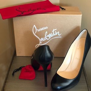 CHRISTIAN LOUBOUTIN SIZE 41